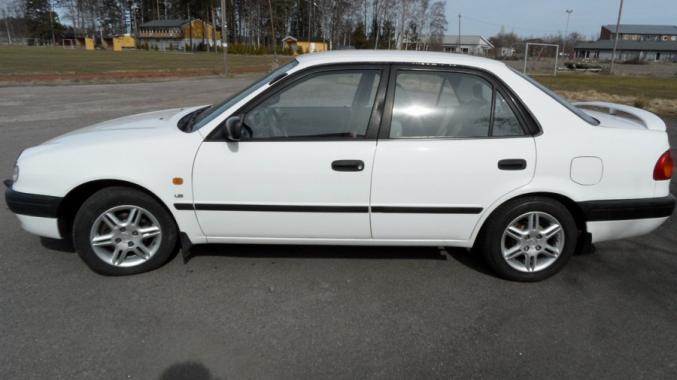 Toyota corolla diesel blanc