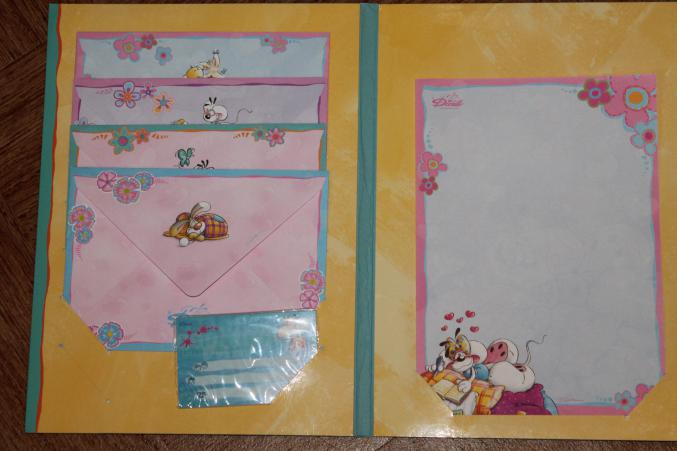 1 lots de plus de 130 feuilles Diddl,tout format,timbre,envellope..