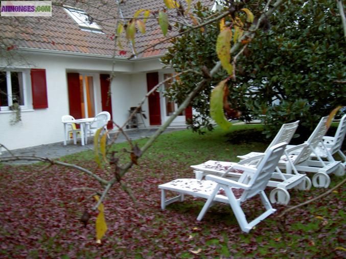 Villa 270m2avec piscine couverte chauffée