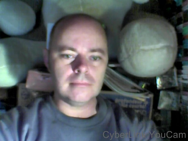 Cherche couple ou femme