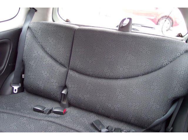 Toyota Yaris 75 d-4d wanadoo 5p