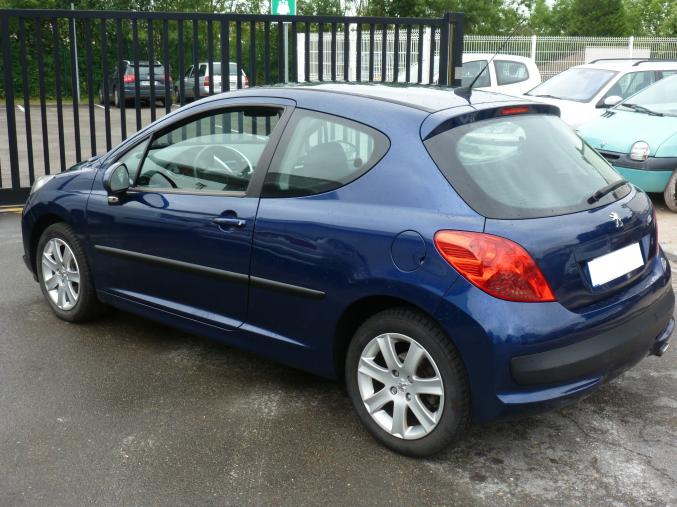 PEUGEOT 207 HDI 110 SPORT