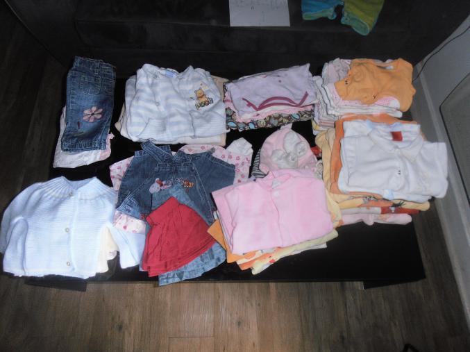 Lots d'habits bébé 