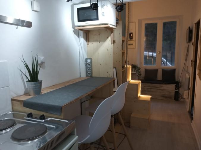 Studette au cœur de Marseille