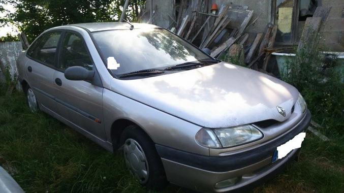 LAGUNA NON ROULANTE POUR PIECES