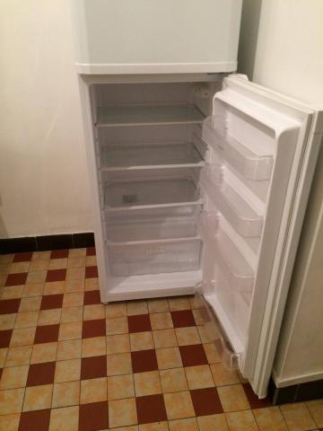 Réfrigérateur congélateur INDESIT