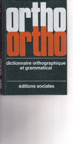 575 LOT DE TROIS manuels culture générale pour examens et concours