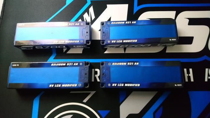 Lipos LRP 6700 mAh 120C Graphene 4 NEUVES 