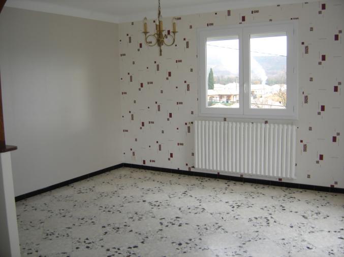APPARTEMENT DANS MAISON LAVILLEDIEU (07170)