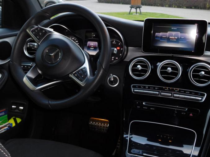 Mercedes-Benz GLC 250 d 4M 9G-TRONIC AMG Line