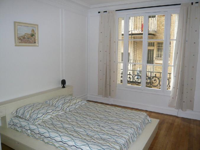 Appartement 3 pièces F3  65m2 à Courbevoie 