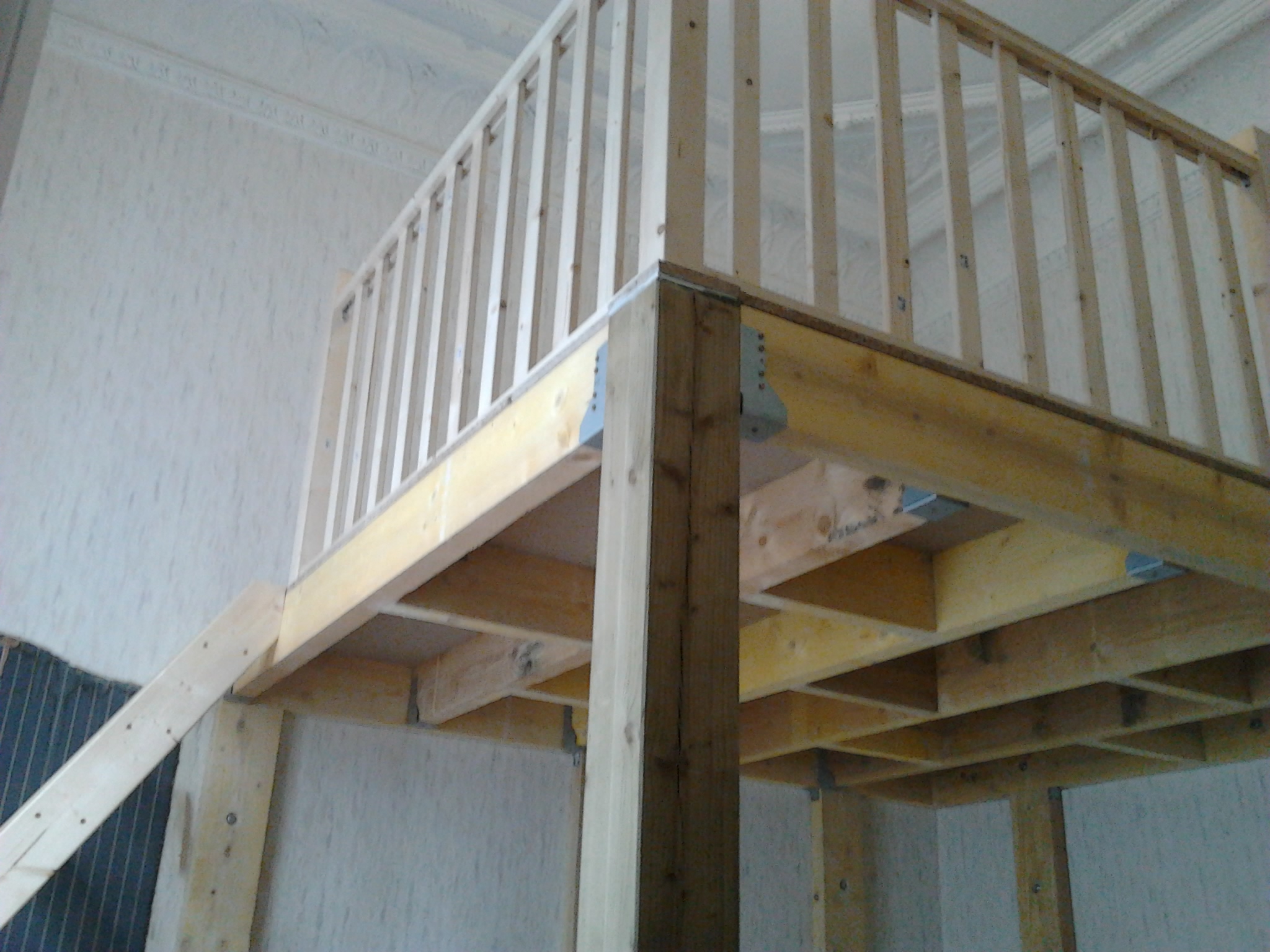 Réalisation sur mesure mezzanine en bois