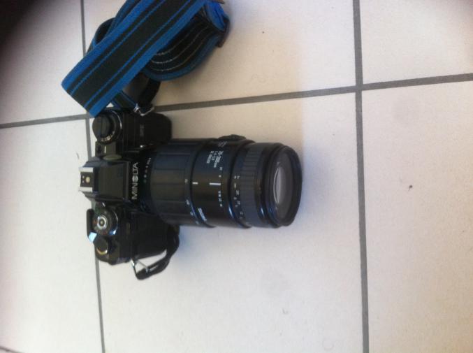 Vend Apareil photo minolta argentique x700