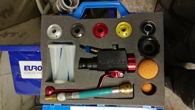 Machine à projeter compact pro 15