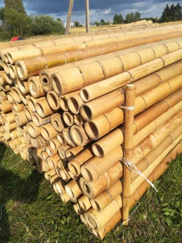 Bambou et produits en bambou.