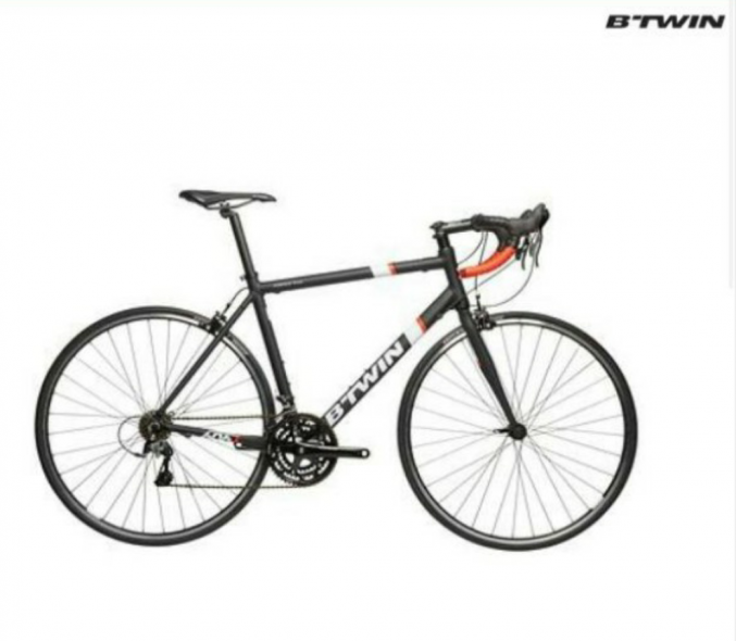 Vélo de cou se bitwine