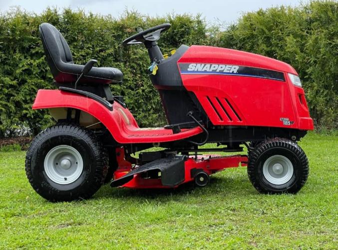 Tracteur tondeuse SNAPPER