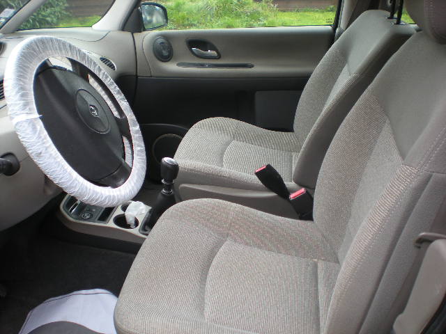 Espace 4 2.2l dci