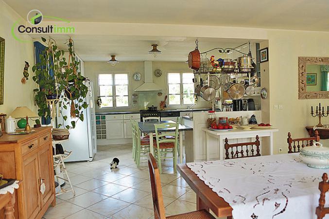 Belle maison de maître de 221 m² à Troussencourt (60)