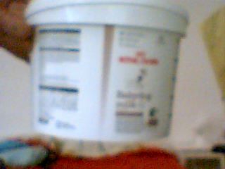 Vend 1 sceau aliment d'allaitementpour chiot