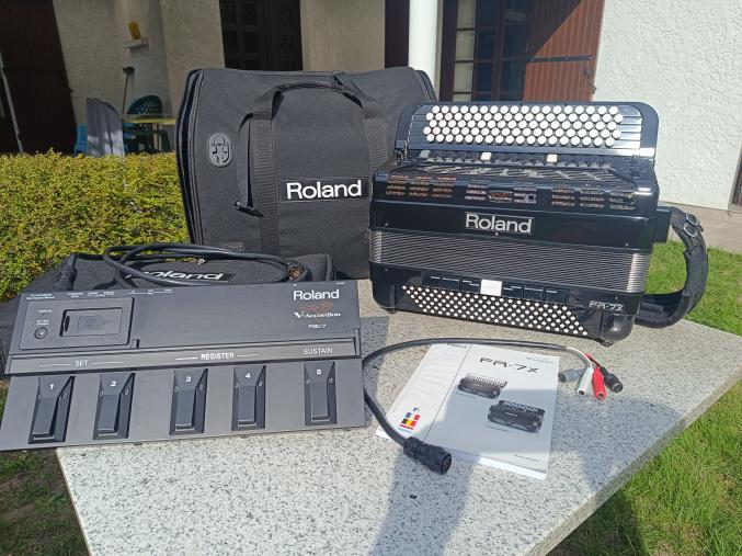 Accordéon numérique Roland FR7-xb