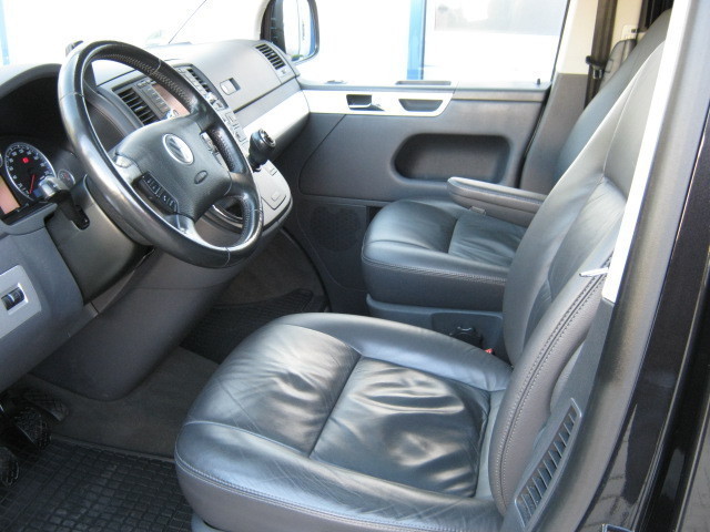 Volkswagen Multivan T5 2.5 TDI 174 CARRAT 4 MOTION