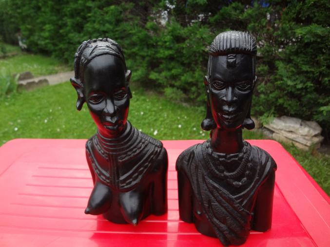 Couple en bois èbene