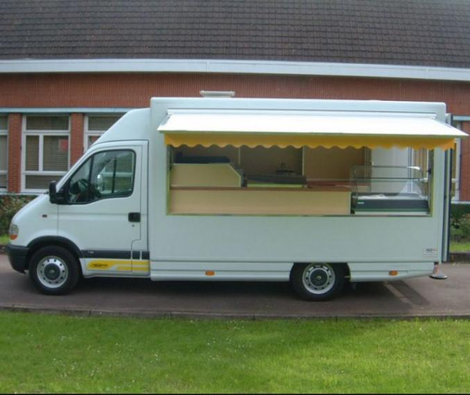 Camion Renault Master Crêpes Churros gaufres