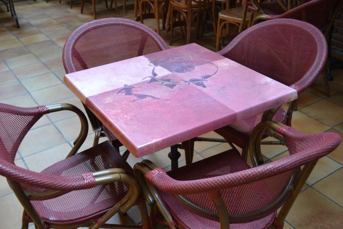 Terrasse 4 tables 16 chaises