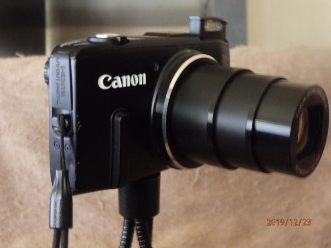 Je récupère gratuitement Objectif ou tout matériel de photo Nikon AF Minolta, Sony,Canon, Olympus ou Autre ancien ou plus récent , compact