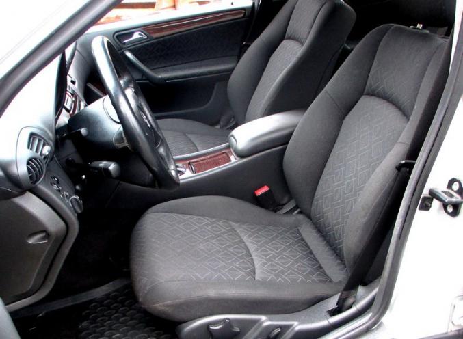 Mercedes-Benz C-Klasse C220