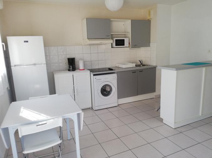 BERGERAC BEAU T3 AVEC PISCINE