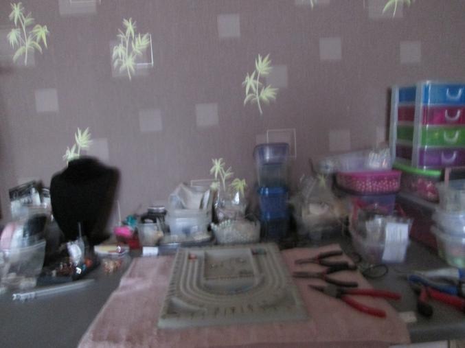 POUR CREER SES PROPRES BIJOUX