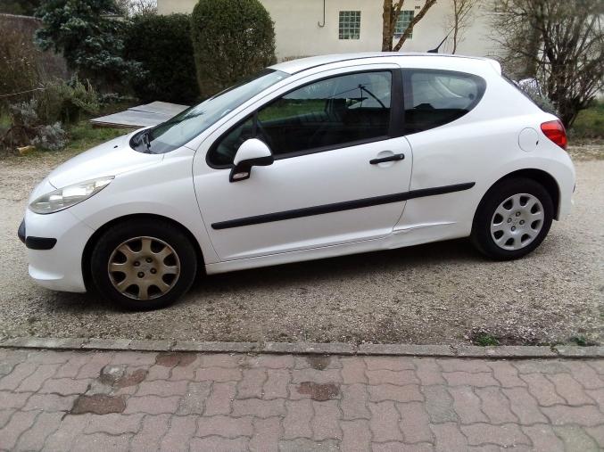 207 hdi 1.4 commerciale 2 places