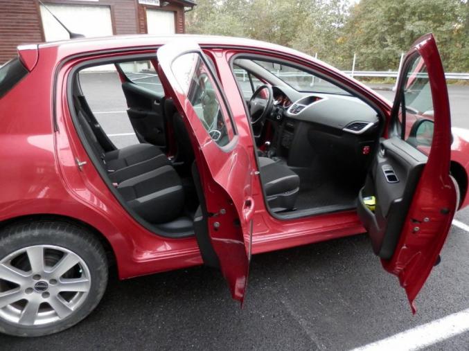 Peugeot 207 1,4 HDI X-Line 2008