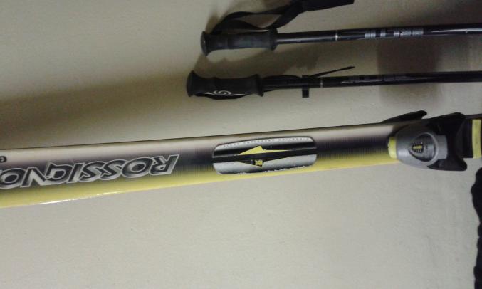 Vend materiels de ski