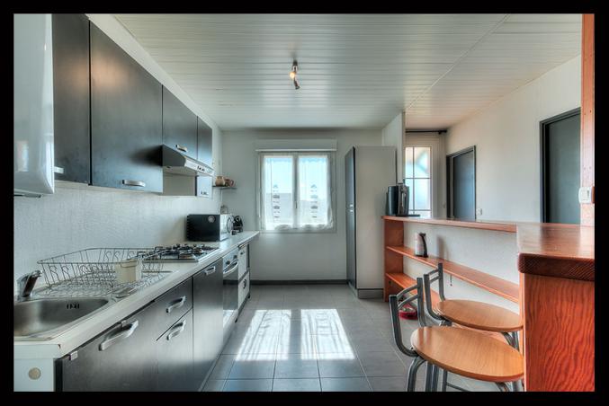 Maison de plain-pied, jardin et garage