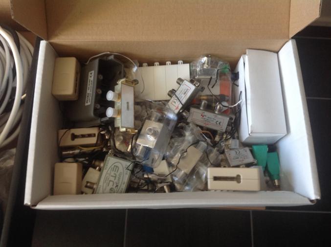 Câbles divers et Connectiques