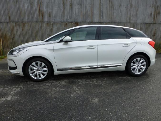 Citroen DS5 e-HDi Airdream style 112ch Cuir Navi Denon