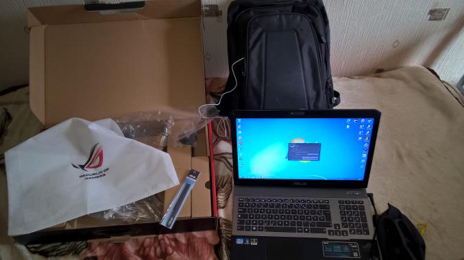 Asus G75VW-9Z203V 3D 120hz i7 GTX 670M 8GB RAM