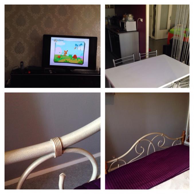 Canapé tv table frigo.