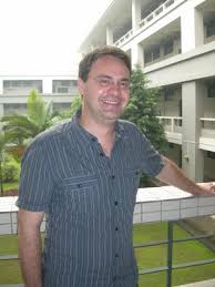 Bonjour je recherche quelqu'un de toute urgence