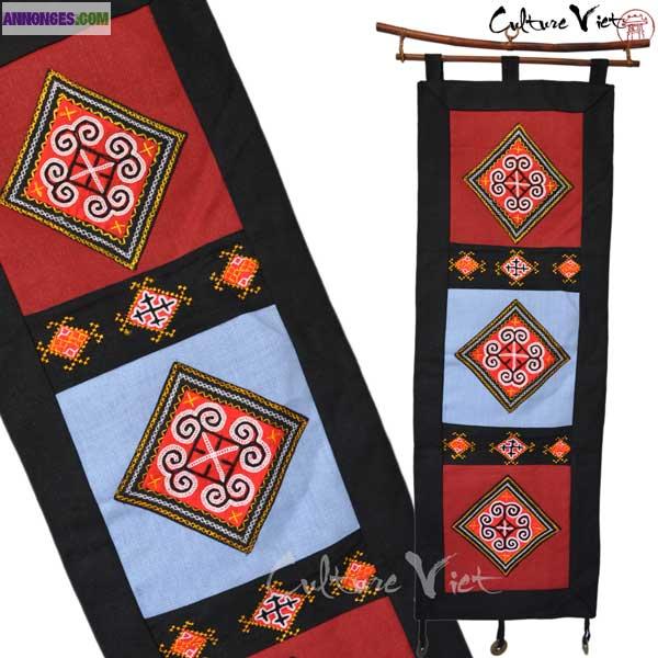 Décoration murale avec la tenture ethnique