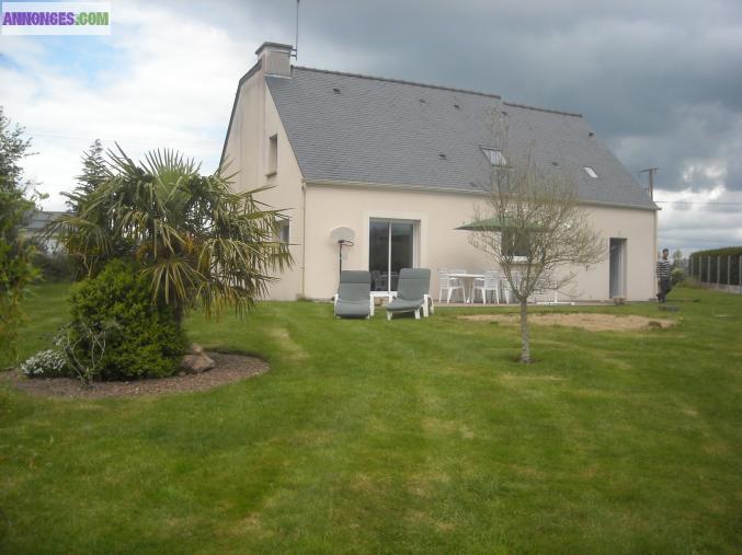 Maison, 4 chambres, cuisine équipée, grand jardin