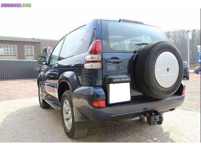 Toyota Land Cruiser 165 d-4d vx 3p