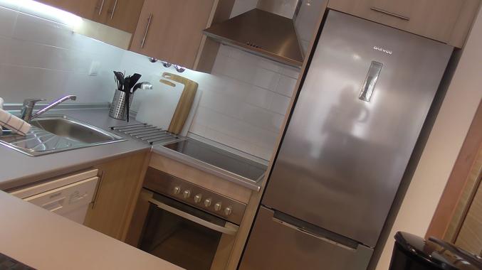 TRES BEL APPARTEMENT DANS DOMAINE DE GOLF