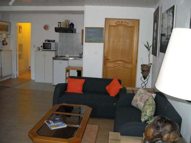 Appt t2 edf,chauffage,et eau compris ds le prix