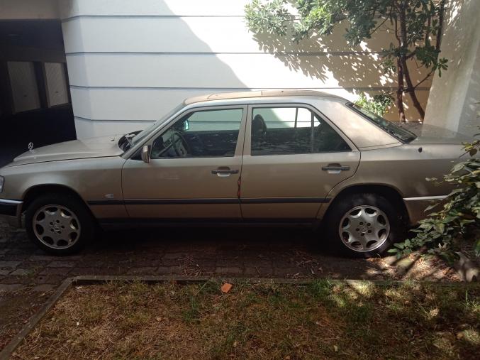 Voiture pour piéces