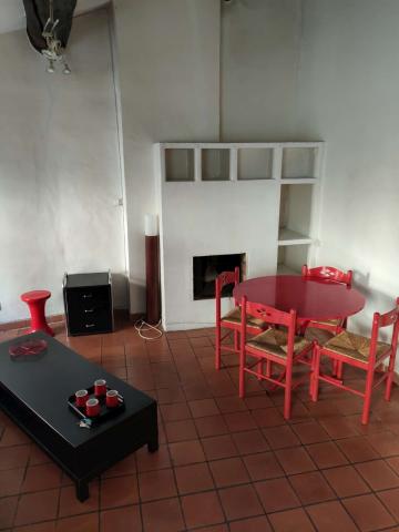 Grand T2, centre ville AIX en Pce