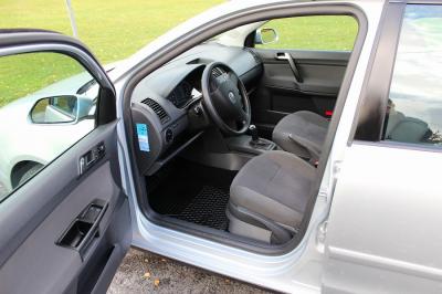 Volkswagen Polo iv 1.4 tdi 80 confortline